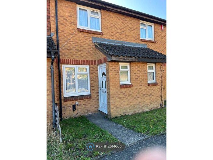 2 Bedroom Terraced House To Rent In Abbey Close, Hayes, UB3