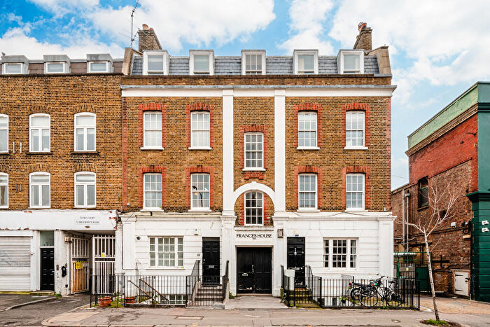 1 Bedroom Flat To Rent In Frances House, Lower Clapton, E5