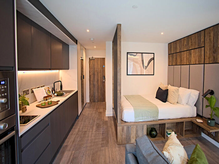 Apartment To Rent In Apt, Live Oasis St Albans Place #, LS2