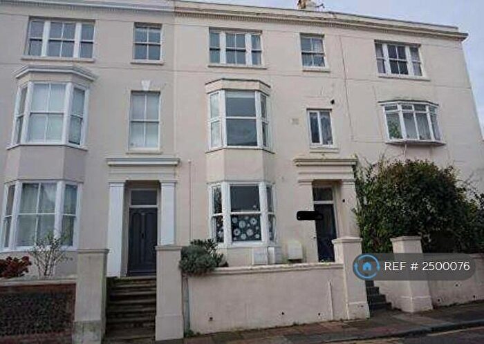 2 Bedroom Flat To Rent In Buckingham Road, Brighton, BN1