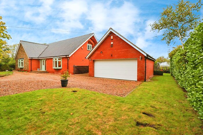 4 Bedroom Detached House For Sale In Harleston Road, Rushall, IP21