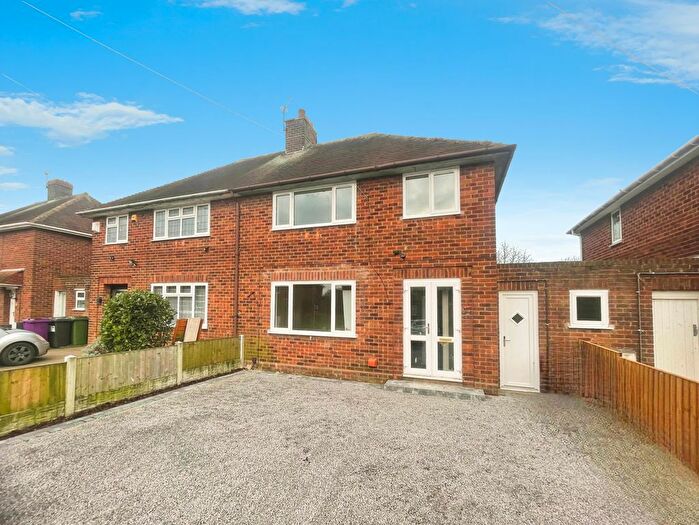 3 Bedroom Semi-Detached House To Rent In Moat Green Ave, Wednesfield, WV11