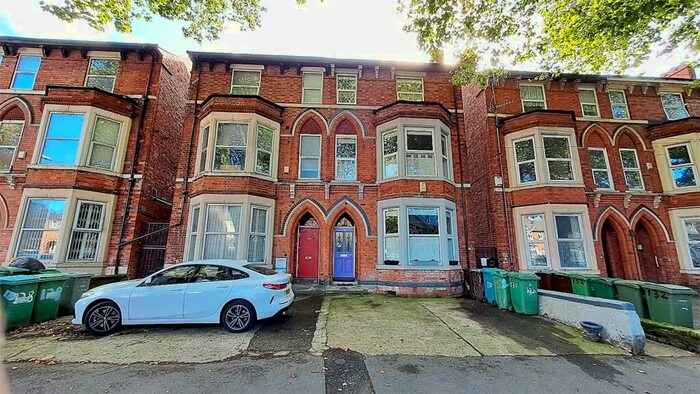 6 Bedroom Semi-Detached House To Rent In Gregory Boulevard, Nottingham, Nottinghamshire, NG7