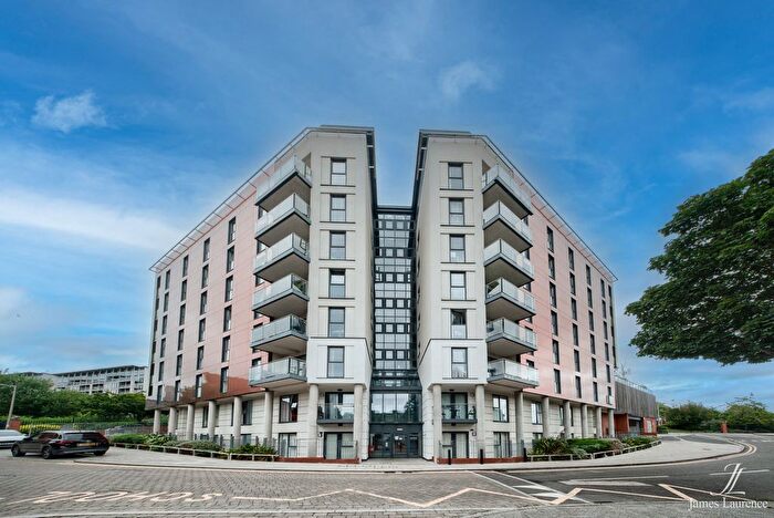 2 Bedroom Flat For Sale In Bell Barn Road, Park Central, Birmingham City Centre, B15