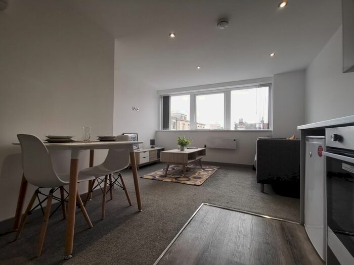 1 Bedroom Flat To Rent In South Street, Hull, HU1