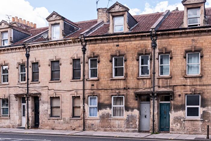 1 Bedroom Apartment To Rent In Anglo Terrace, Bath, BA1