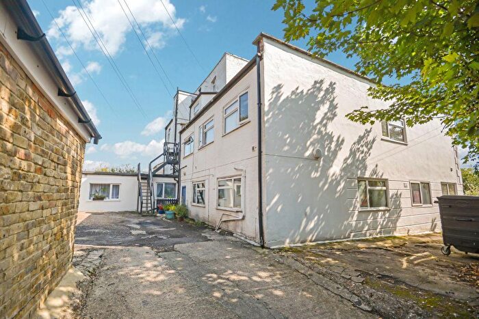 1 Bedroom Flat To Rent In Gina Crt, Victoria Road, Ramsgate, CT11