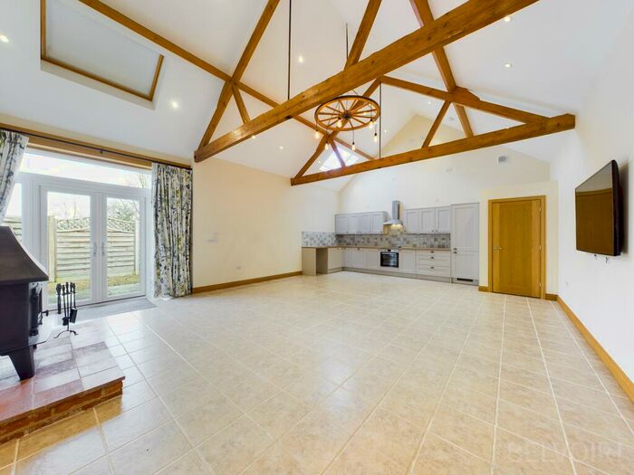 2 Bedroom Barn Conversion To Rent In King Row, Shipdham, IP25