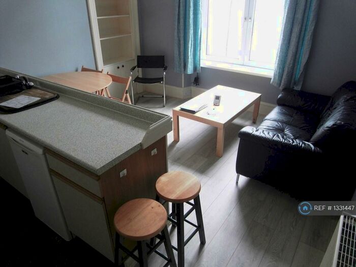 1 Bedroom Flat To Rent In Elmbank Road, Aberdeen, AB24