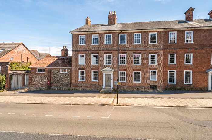 6 Bedroom Town House For Sale In Bury St. Edmunds, Suffolk., IP33