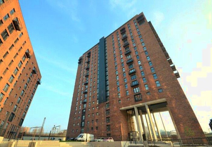 2 Bedroom Apartment To Rent In Wilburn Basin, Salford, Greater Manchester, M5