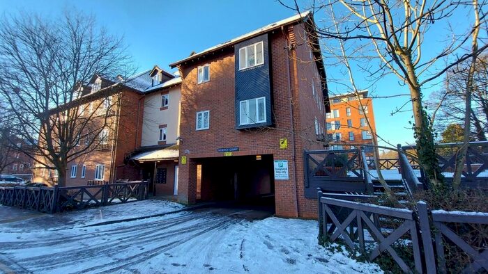 2 Bedroom Flat To Rent In Alexandra Road, Hemel Hempstead HP2