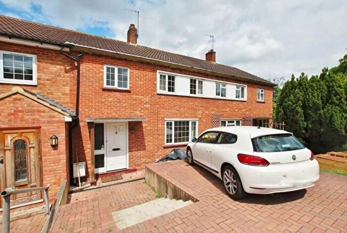 3 Bedroom Property To Rent In Bushy Hill Drive, Guildford, GU1
