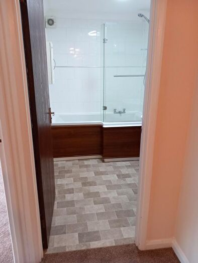 1 Bedroom Flat To Rent In Hameldown Way, Newton Abbot, TQ12