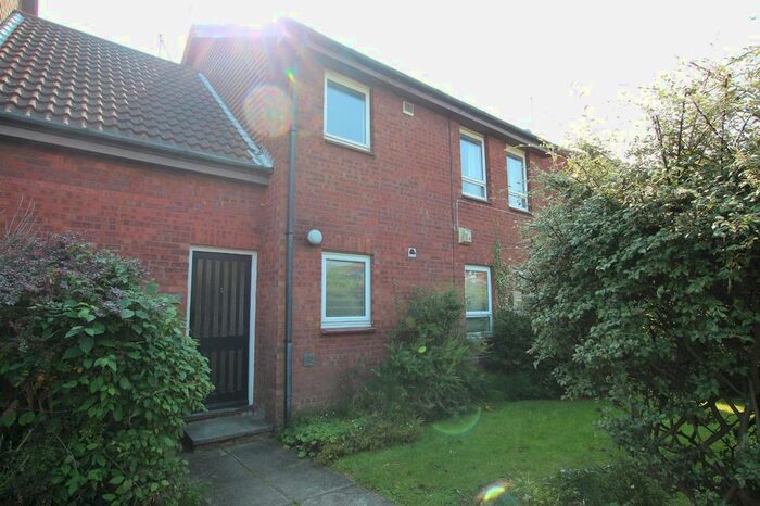 Studio To Rent In Mallard Close, Beverley, HU17