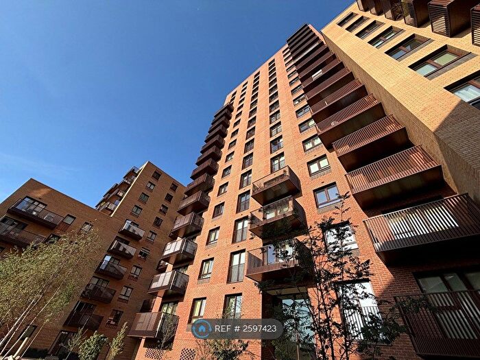 1 Bedroom Flat To Rent In Emerald House, London, W3