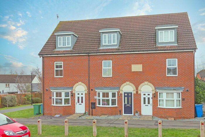 3 Bedroom Terraced House To Rent In Crocus Drive, Sittingbourne, ME10
