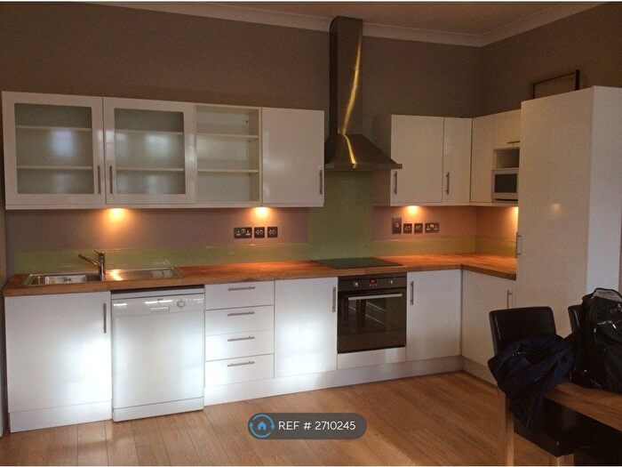 1 Bedroom Flat To Rent In Streatham Common North, London, SW16