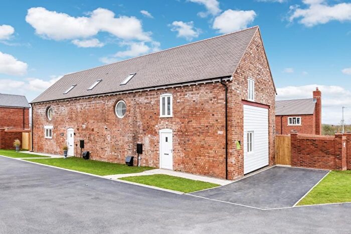3 Bedroom Barn Conversion For Sale In Woodhouse Lane, Priorslee, Telford, TF2