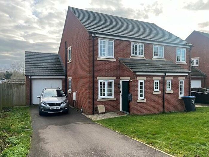 3 Bedroom Semi-Detached House To Rent In Moorbarns Lane, Lutterworth, LE17