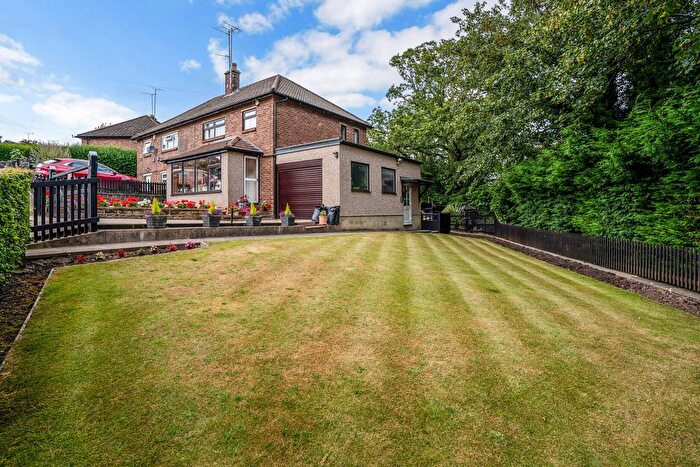 3 Bedroom Semi-Detached House For Sale In St. James Avenue, Horsforth, Leeds, LS18
