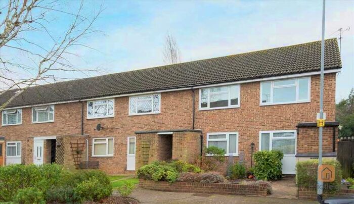2 Bedroom Apartment To Rent In Keats Close, Chigwell, IG7