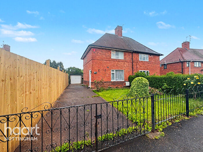 3 Bedroom Semi-Detached House For Sale In Minver Crescent, Aspley, NG8