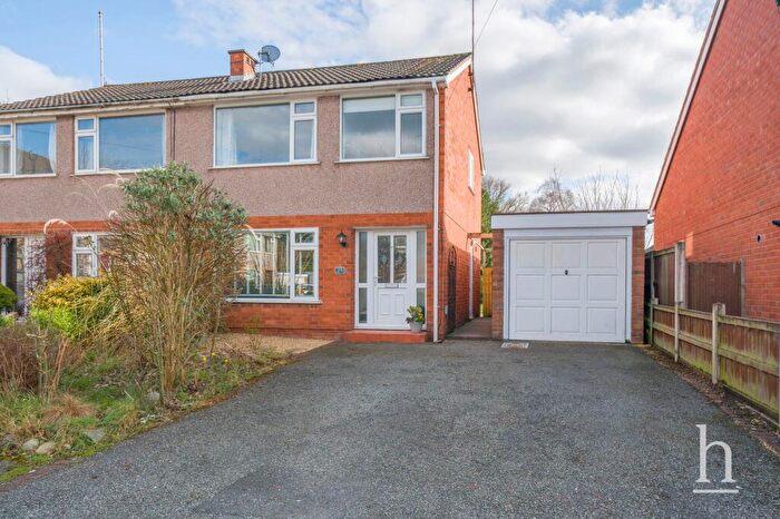 3 Bedroom Semi-Detached House For Sale In Carlton Close, Parkgate, CH64