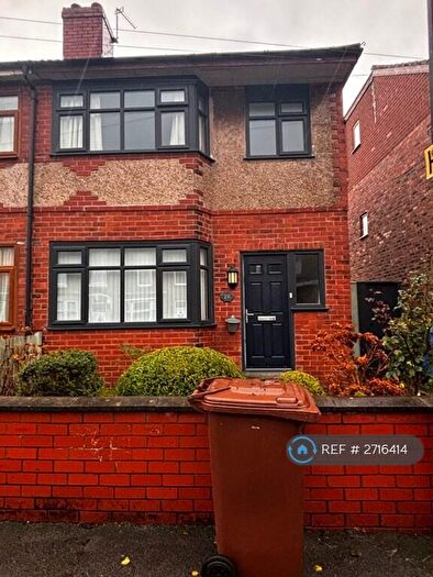 3 Bedroom Semi Detached House To Rent In Railway Road, Chorley, PR6