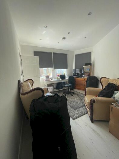 1 Bedroom Terraced House To Rent In Sumner Road, Croydon, CR0