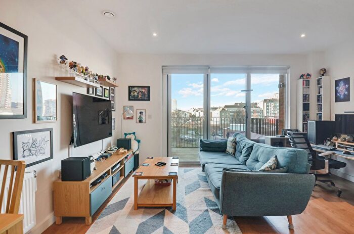 1 Bedroom Flat For Sale In Neap Court, Navigation Road, London, E3