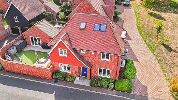 4 Bedroom Detached House For Sale In Bowlby Hill, Harlow, CM20