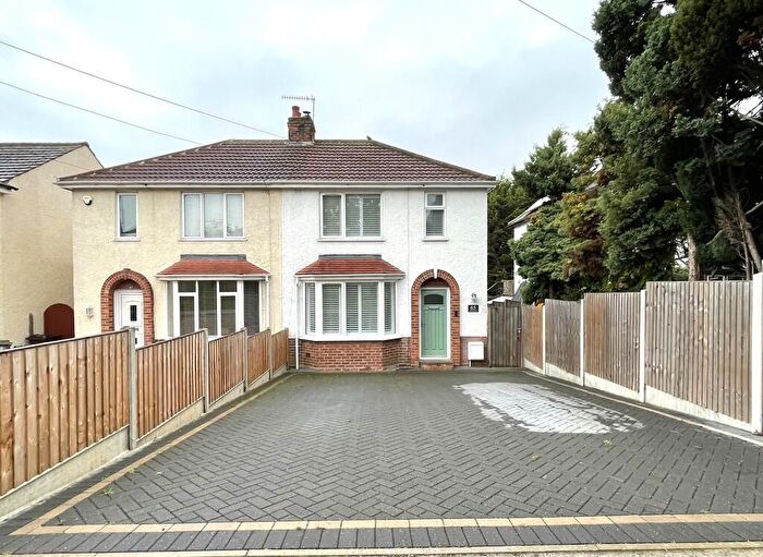 2 Bedroom Semi-Detached House For Sale In St.Andrews Avenue, Colchester, CO4