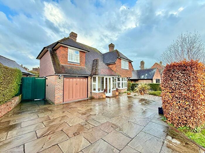 4 Bedroom Country House For Sale In Wenthill Close, East Dean, Eastbourne, East Sussex, BN20