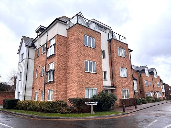 1 Bedroom Flat To Rent In Invicta Close, Canterbury, Kent, CT1