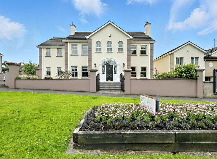 5 Bedroom Detached House For Sale In Shanes Court, Randalstown, BT41