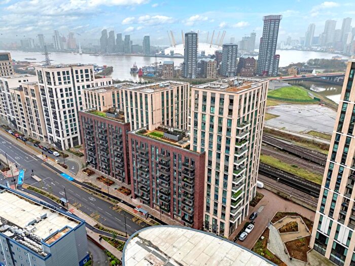 1 Bedroom Apartment For Sale In Effra Gardens, Silvertown Way, London, Greater London, E16