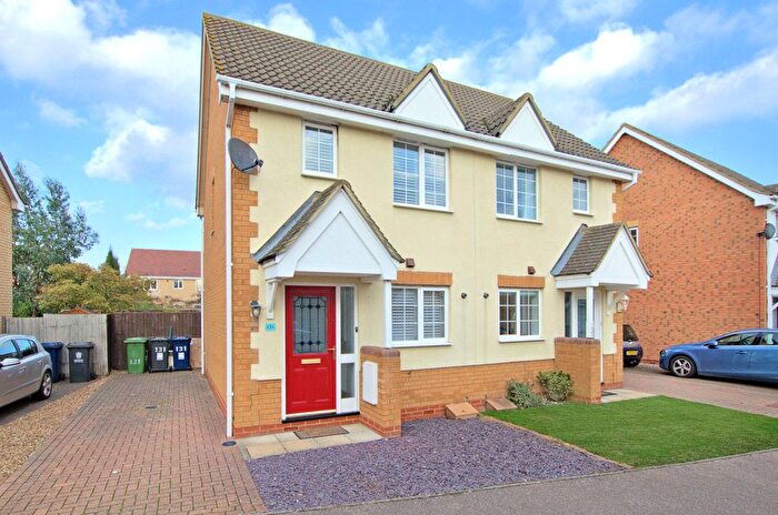 2 Bedroom Semi-Detached House For Sale In Moat Way, Swavesey, CB24