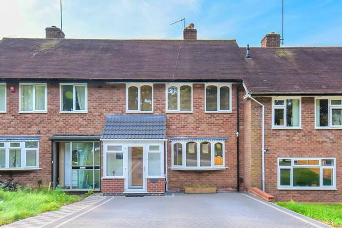 3 Bedroom Property To Rent In Mill Farm Road, Harborne, Birmingham, B17