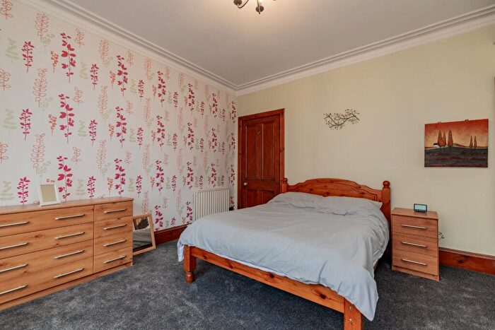 1 Bedroom Flat To Rent In Victoria Road, Torry, Aberdeen, AB11