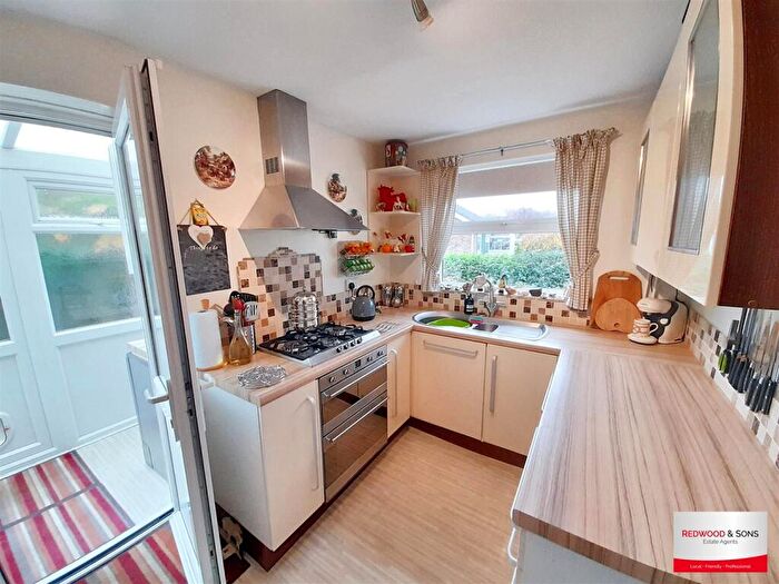 2 Bedroom Semi-Detached Bungalow For Sale In Spinney Walk, Barnham, PO22