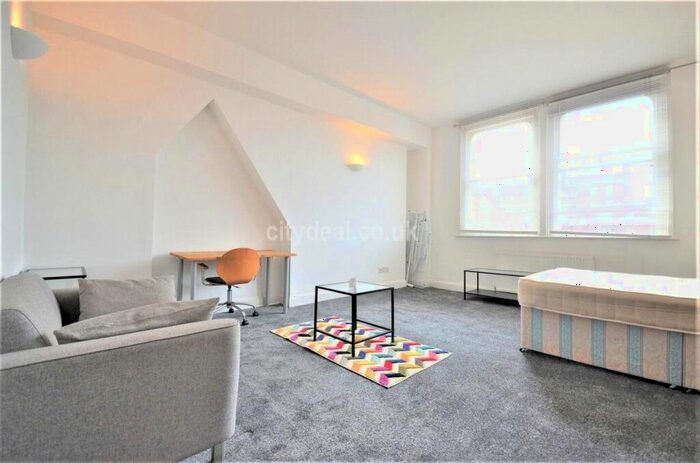 Studio To Rent In Royal College Street, Camden, NW1