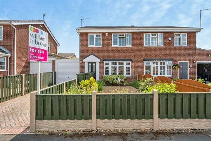 3 Bedroom Semi-Detached House For Sale In Packwood Close, Maltby, Rotherham, S66