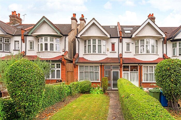 3 Bedroom End Terrace House For Sale In Lordship Lane, East Dulwich, London, SE22