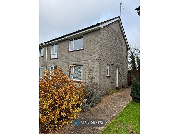 4 Bedroom Semi-detached House To Rent In Court Lodge Road, Horley, RH6
