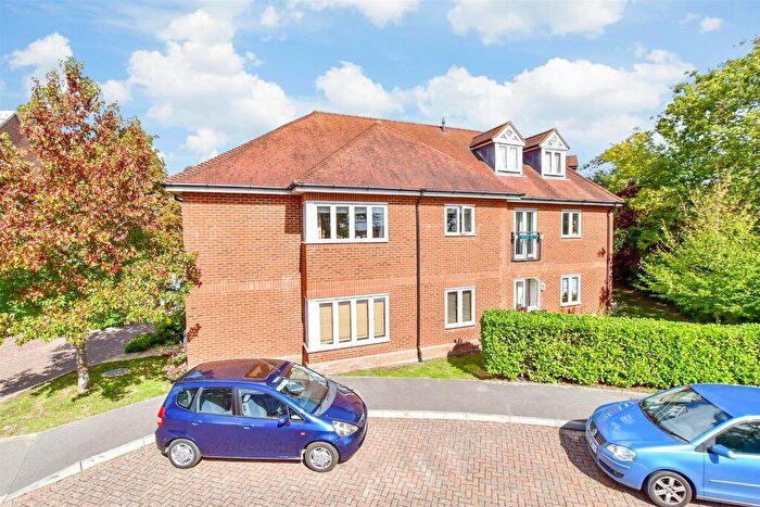 2 Bedroom Flat For Sale In Old Common Close, Chichester, West Sussex, PO20