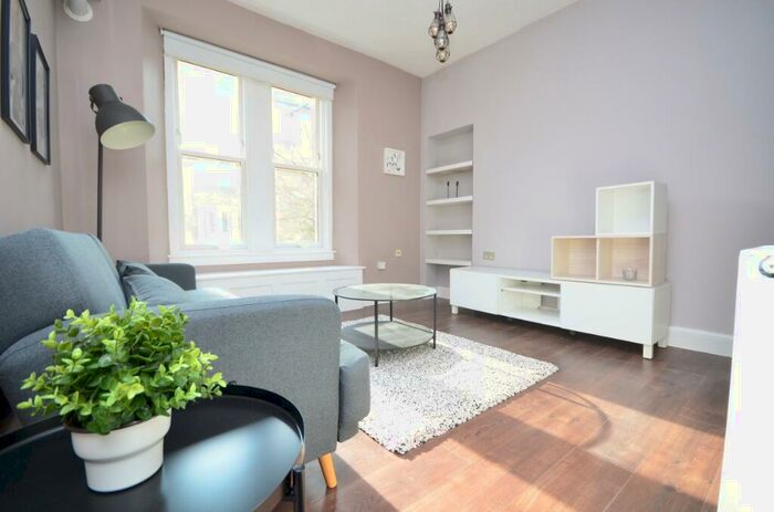 1 Bedroom Flat To Rent In Caledonian Crescent, Dalry, Edinburgh, EH11