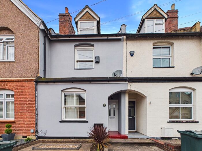 2 Bedroom Terraced House For Sale In Baldwyns Road, Bexley, Kent, DA5