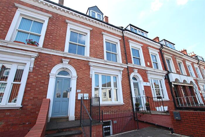 2 Bedroom Flat To Rent In York Road, Northampton, NN1