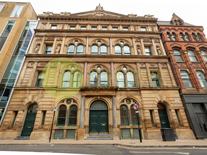 2 Bedroom Apartment To Rent In Waldorf House, Cooper Street, Manchester, M2
